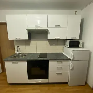 Apartment Marko, Vir